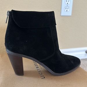 Lucky Brand Black Oiled Suede Bootie size 9